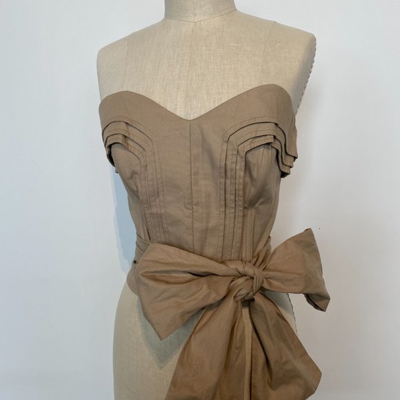 Marissa Webb Ashten - Picture 2 of 4